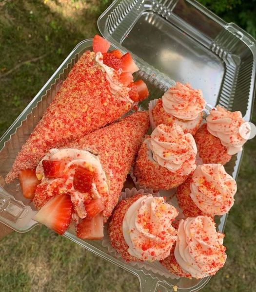 Strawberry Crunch Cheesecake Cones