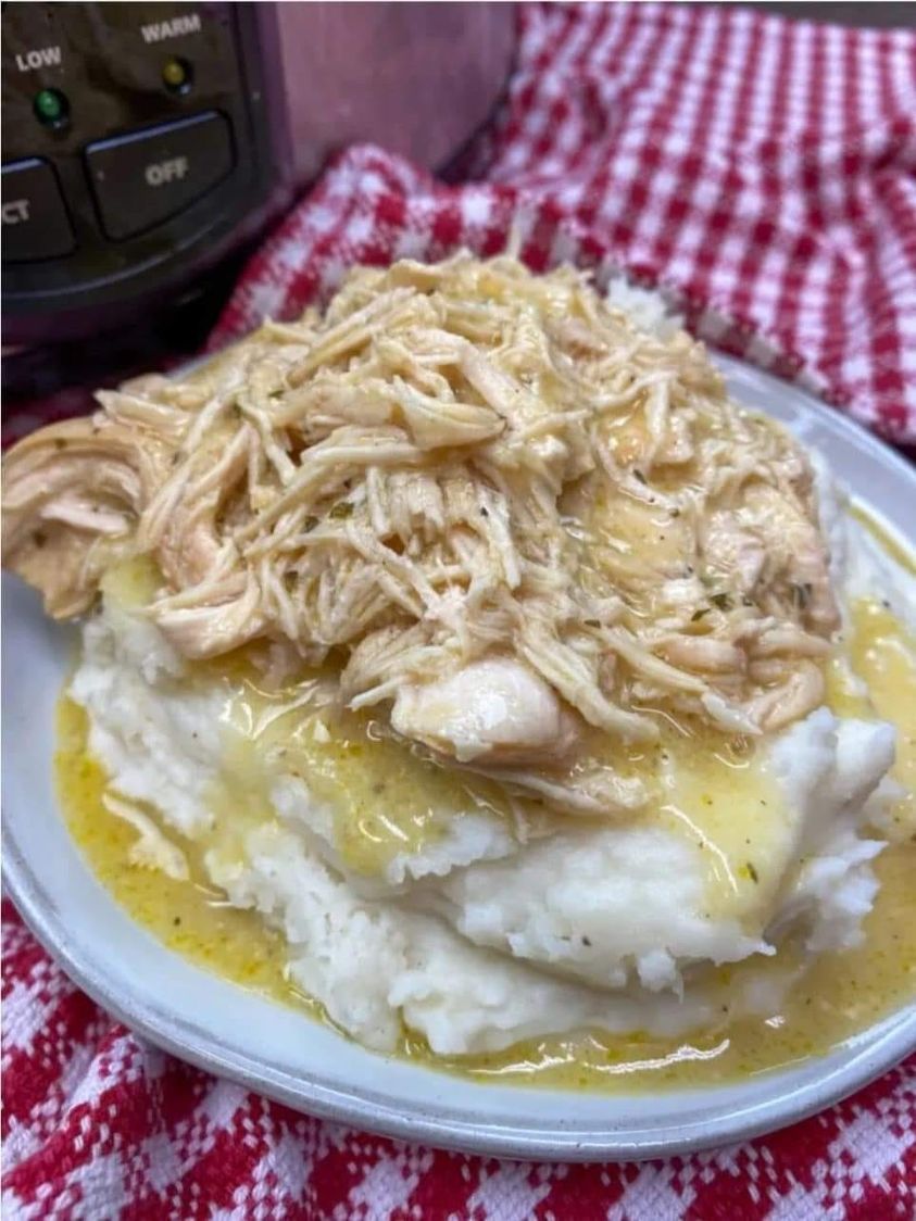 Crockpot Chicken & Gravy