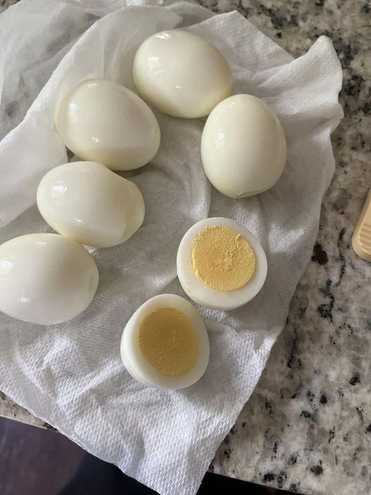 Elevating Breakfast: Air Fryer Eggs, No Water Needed