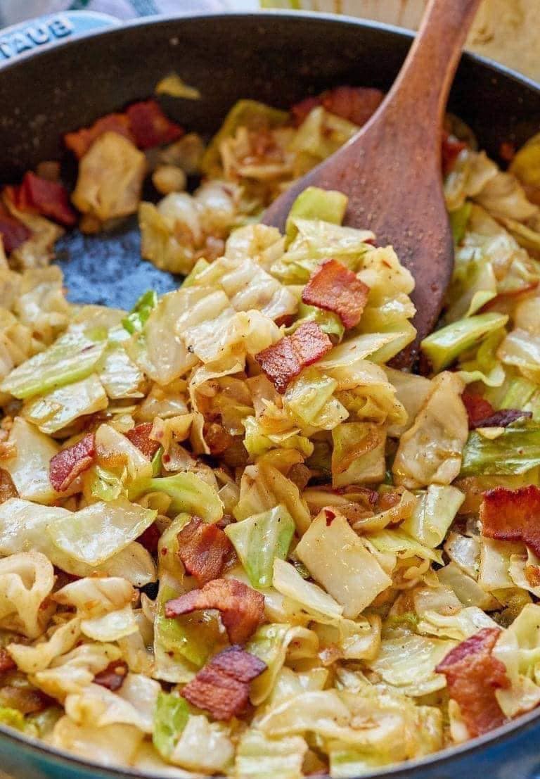 FRIED CABBAGE WITH BACON, ONION, AND GARLIC!!!