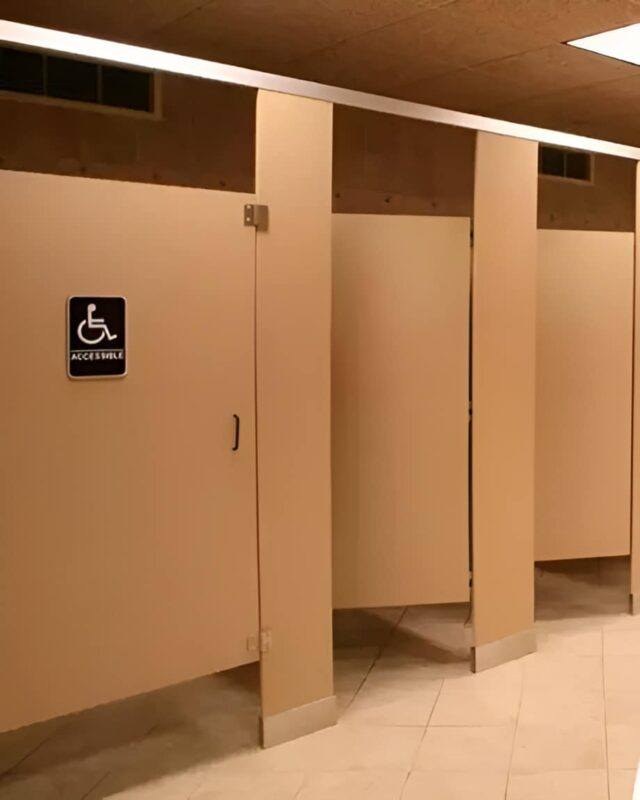 You probably don’t know this: why don’t public restroom doors reach the floor