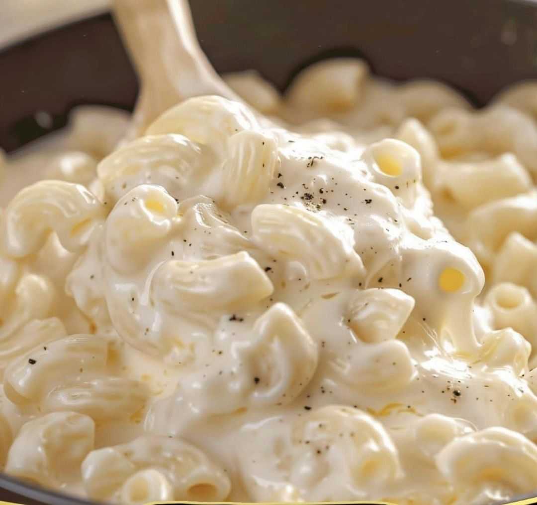 White Cheddar Mac and Cheese