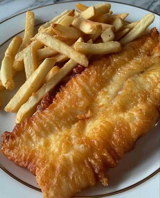 WOULD YOU EAT THIS GOLDEN ALE-BATTERED FISH AND CRISPY CHIPS