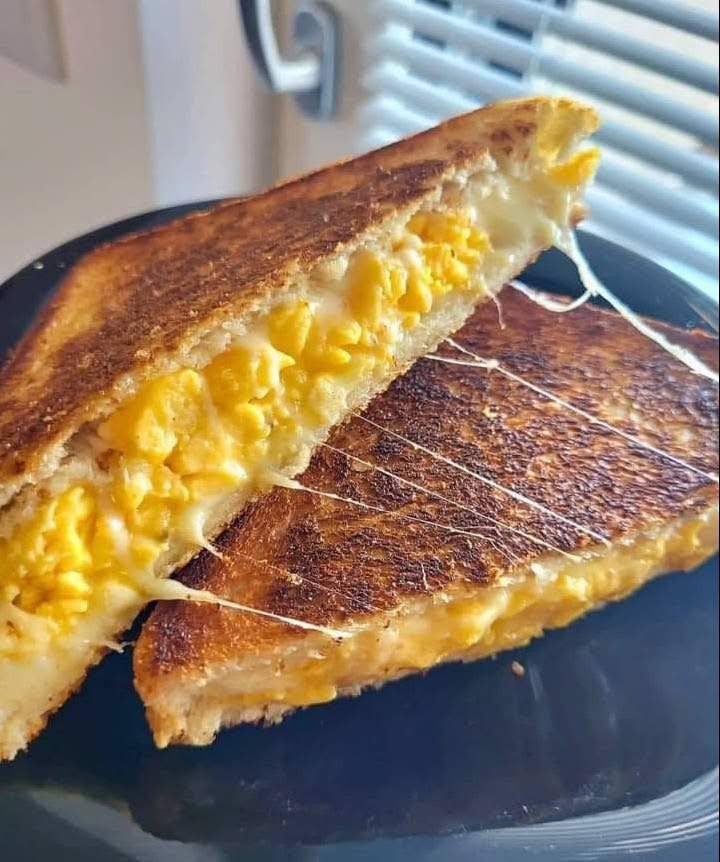 Scrambled Egg Grilled Cheese Sandwich