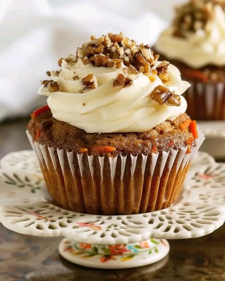 Perfect Carrot Cake Cupcakes