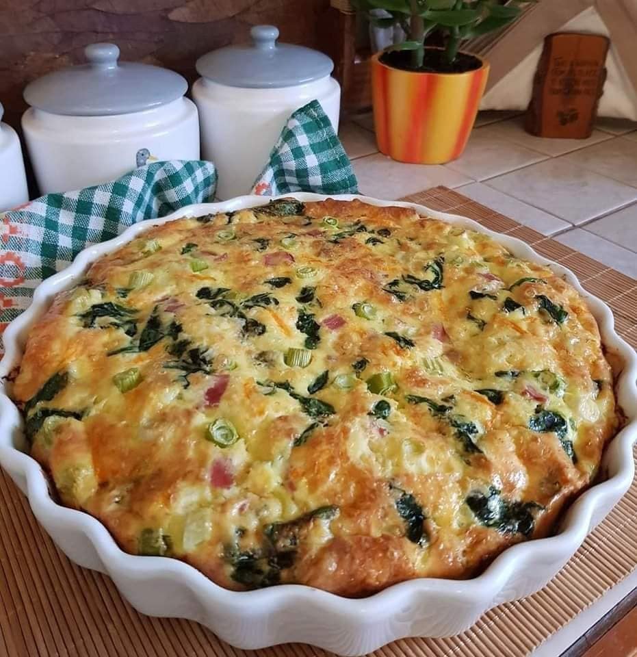 CRUSTLESS QUICHE WITH BACON